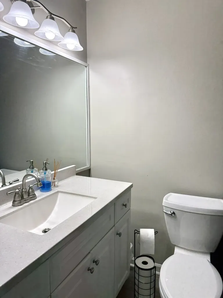 5500 Hillcrest Lane Lisle IL 60532