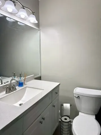 5500 Hillcrest Lane Lisle IL 60532