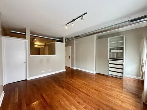 674 North Orleans Street Chicago IL 60654
