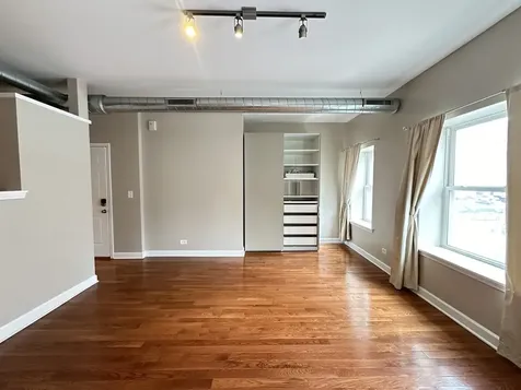 674 North Orleans Street Chicago IL 60654
