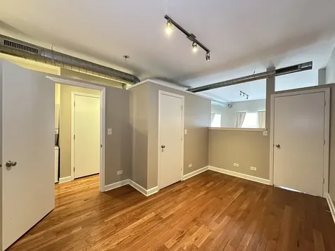 674 North Orleans Street Chicago IL 60654