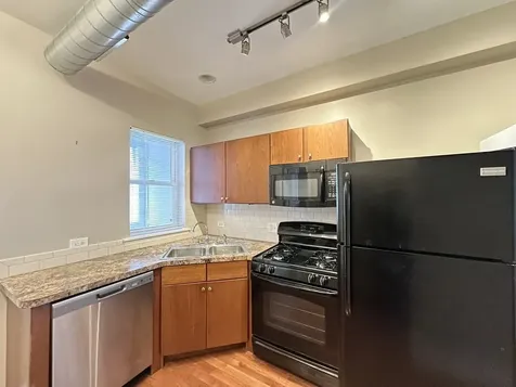 674 North Orleans Street Chicago IL 60654
