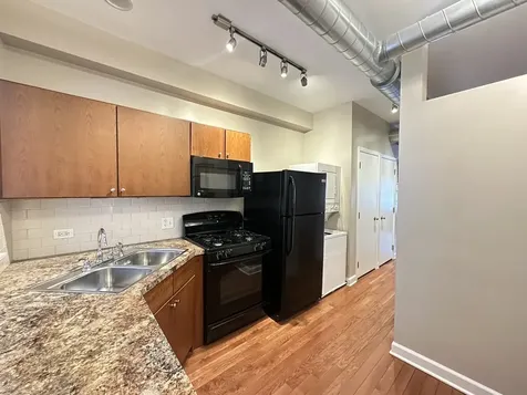 674 North Orleans Street Chicago IL 60654