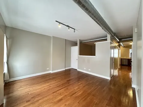 674 North Orleans Street Chicago IL 60654
