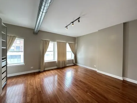674 North Orleans Street Chicago IL 60654