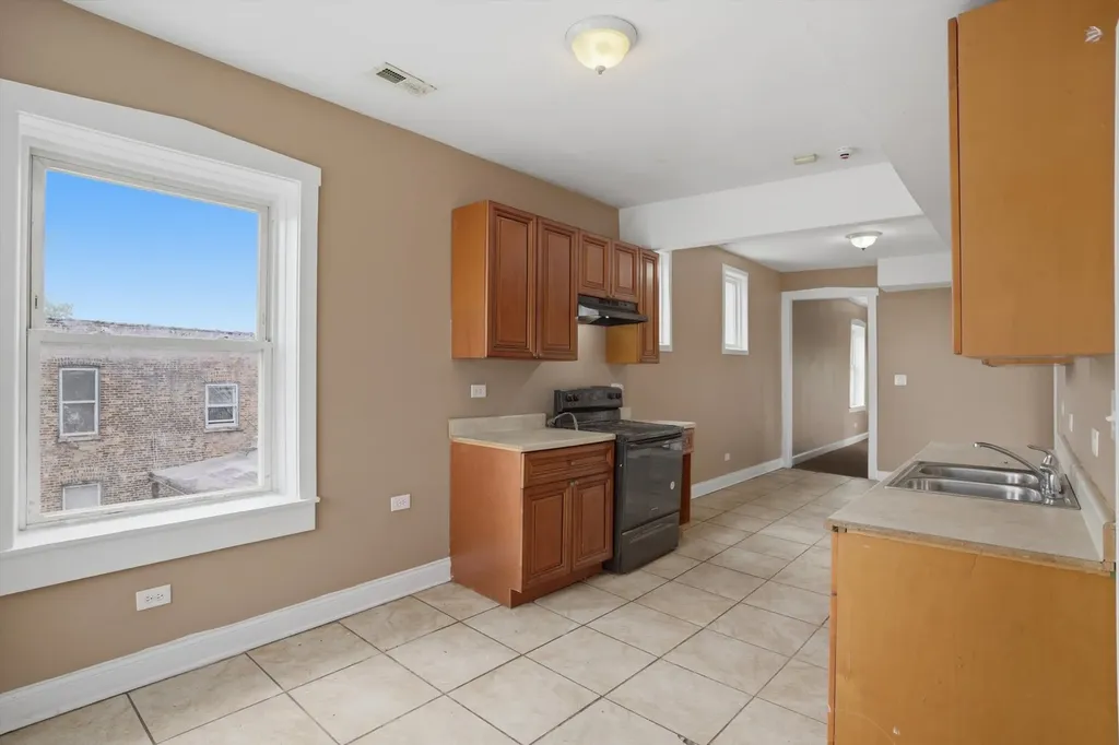 1311 South Harding Avenue Chicago IL 60623