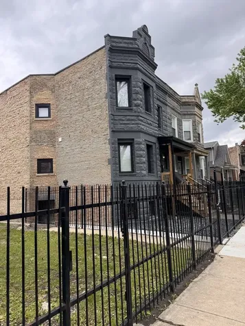 818 South Karlov Avenue Chicago IL 60624