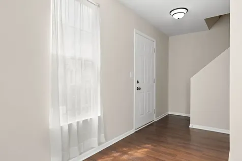 1071 Symphony Drive Aurora IL 60504