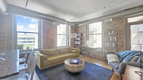 420 South Clinton Street Chicago IL 60607