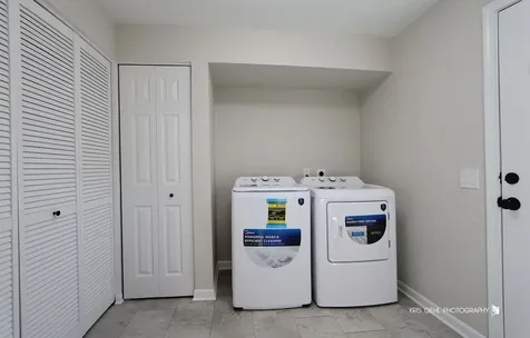 1717 Lyons Court Waukegan IL 60085