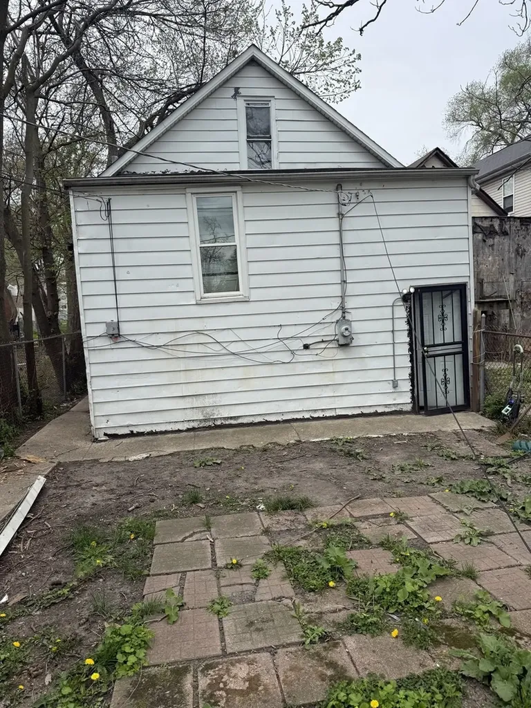 1629 South Karlov Avenue Chicago IL 60623