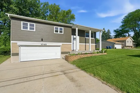 1048 Belle Plaine Avenue Gurnee IL 60031