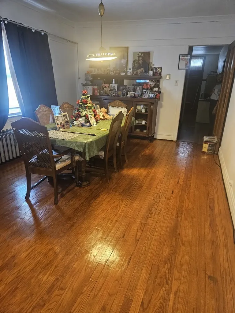 4015 West Potomac Avenue Chicago IL 60651