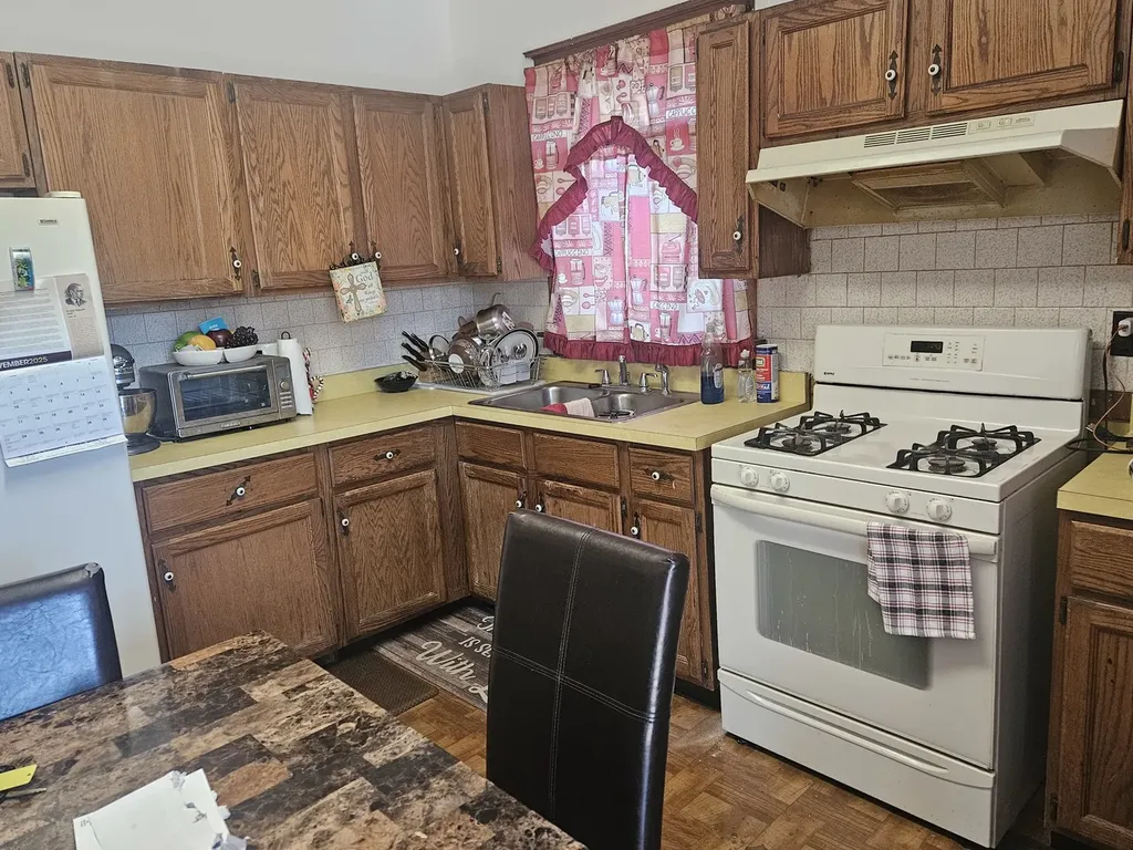 4015 West Potomac Avenue Chicago IL 60651