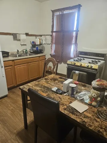 4015 West Potomac Avenue Chicago IL 60651