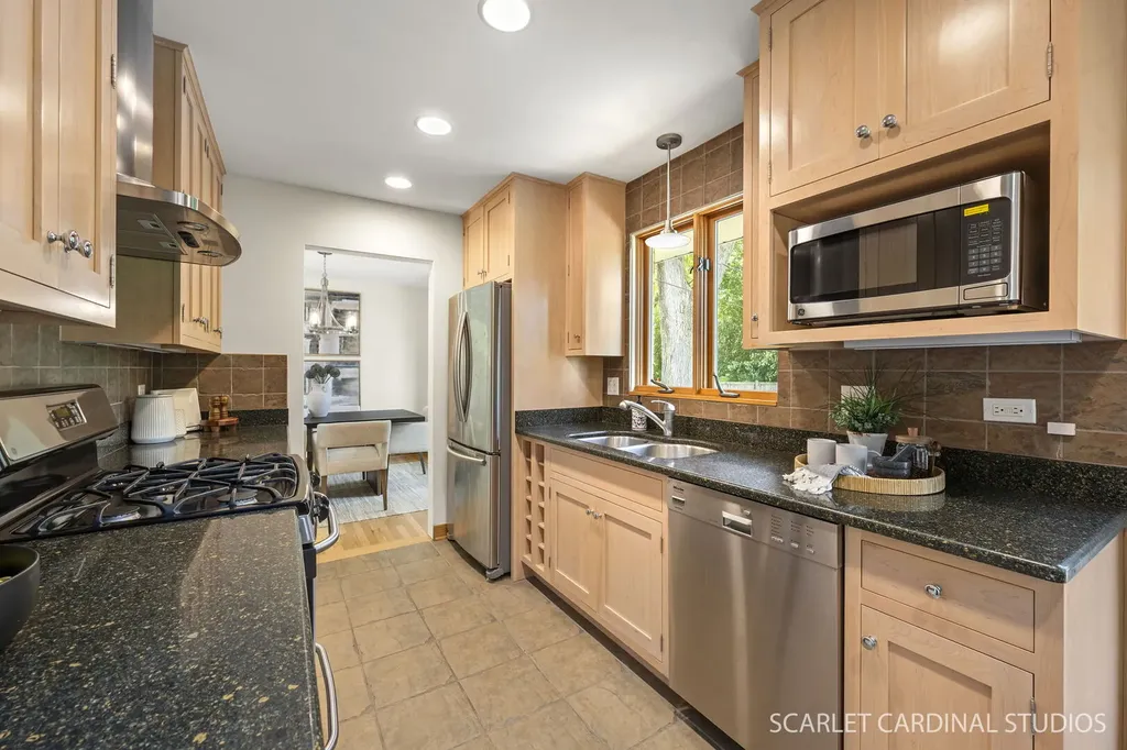 17 Meisinger Lane Naperville IL 60540