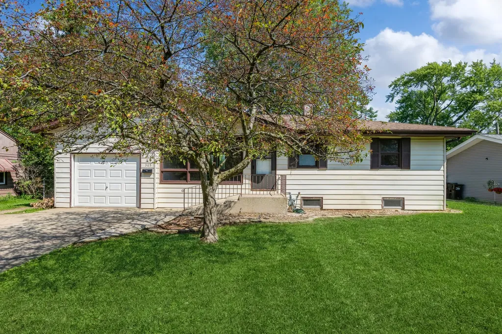 365 Harold Street Crystal Lake IL 60014