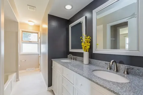 365 Harold Street Crystal Lake IL 60014