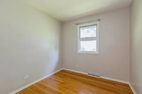 365 Harold Street Crystal Lake IL 60014