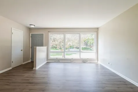 365 Harold Street Crystal Lake IL 60014