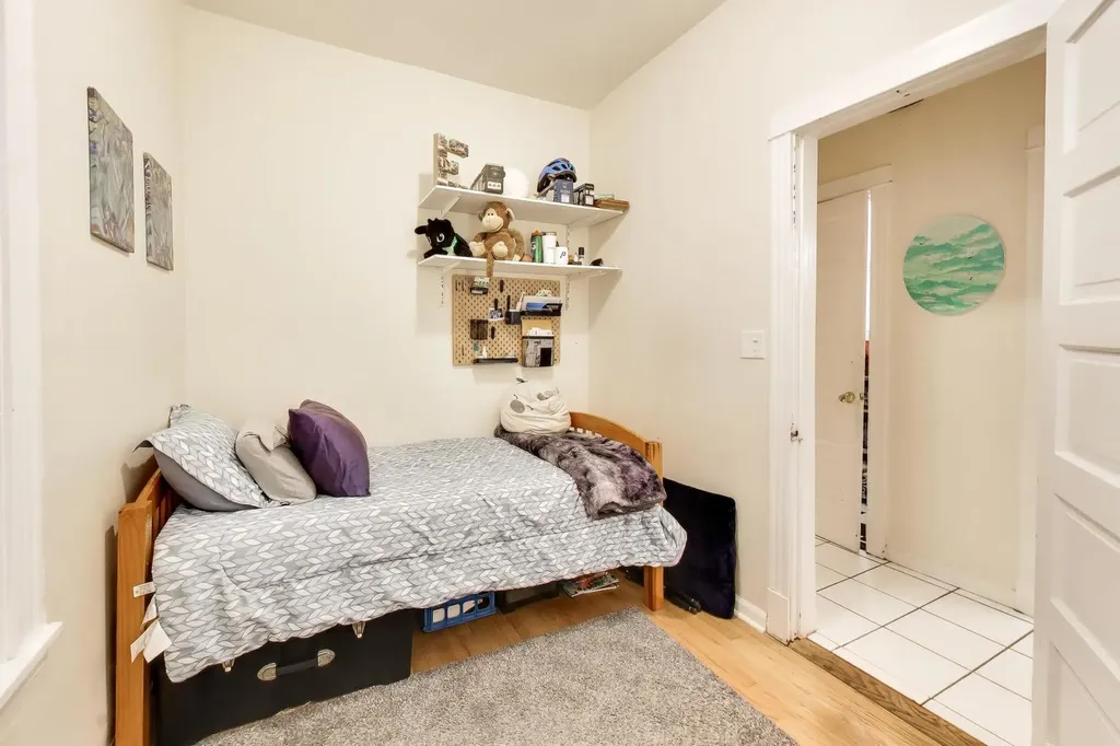3410 West Shakespeare Avenue Chicago IL 60647