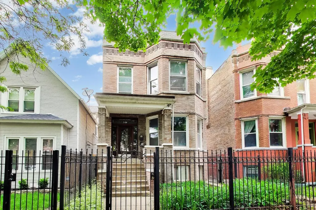 3410 West Shakespeare Avenue Chicago IL 60647
