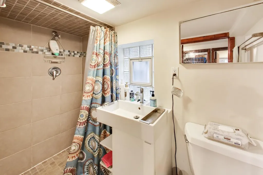 3410 West Shakespeare Avenue Chicago IL 60647
