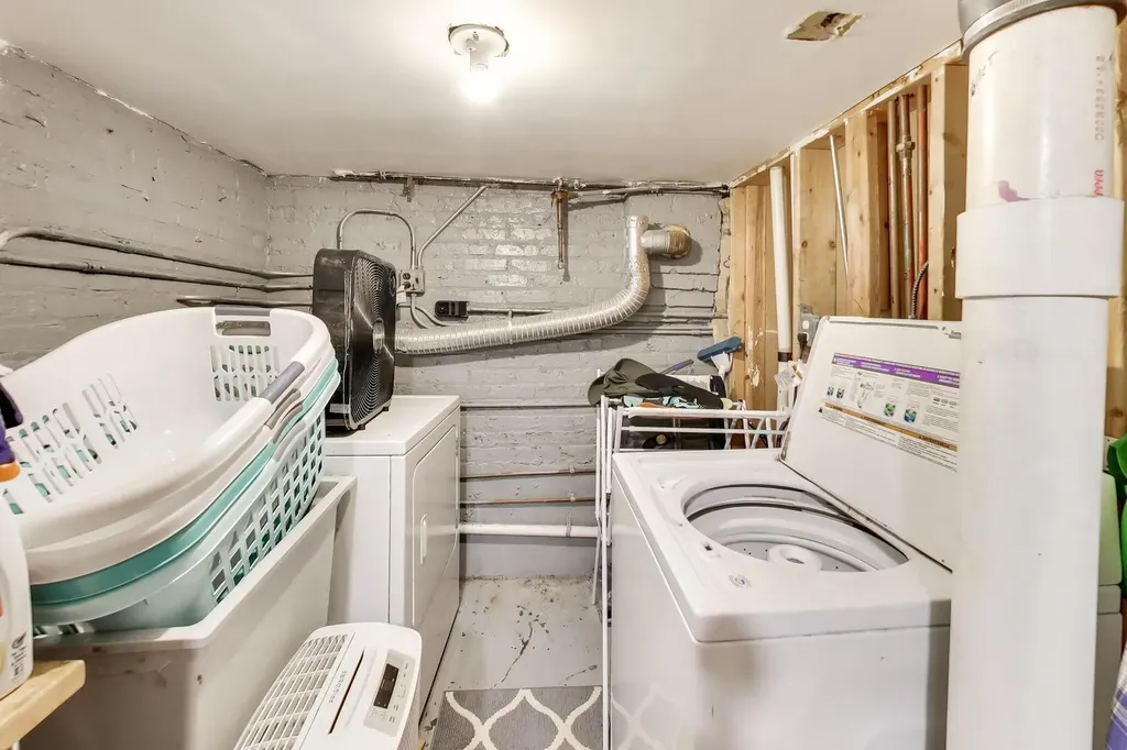 3410 West Shakespeare Avenue Chicago IL 60647