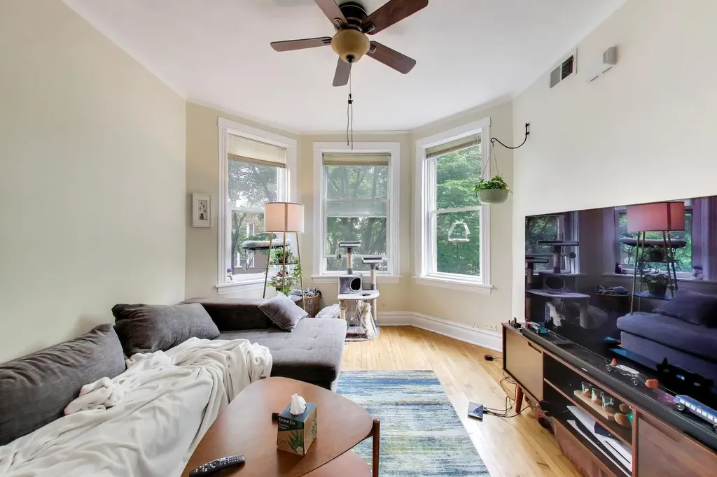 3410 West Shakespeare Avenue Chicago IL 60647