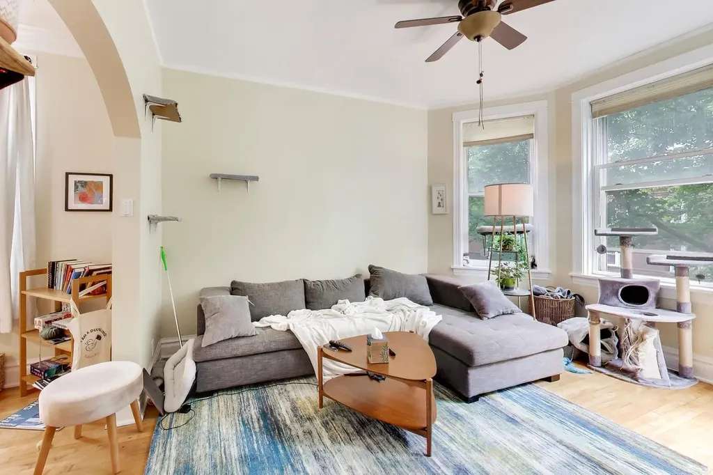 3410 West Shakespeare Avenue Chicago IL 60647