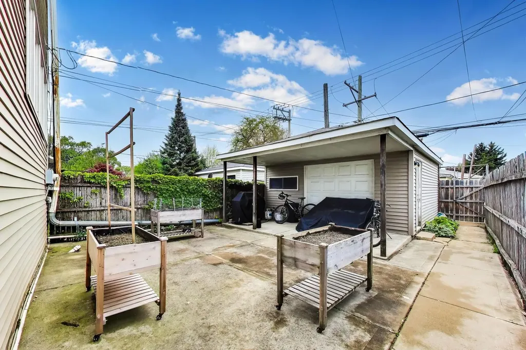 3410 West Shakespeare Avenue Chicago IL 60647