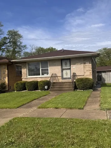 16210 Woodbridge Avenue Harvey IL 60426