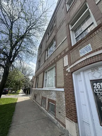 2610 South Kildare Avenue Chicago IL 60623