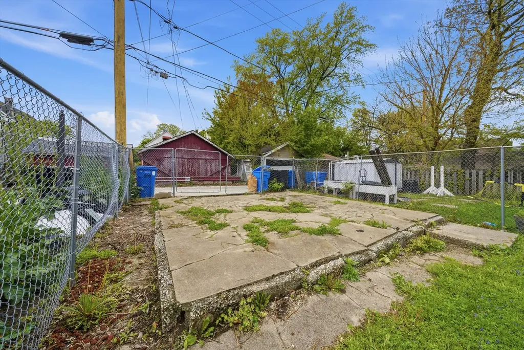 7134 South University Avenue Chicago IL 60619