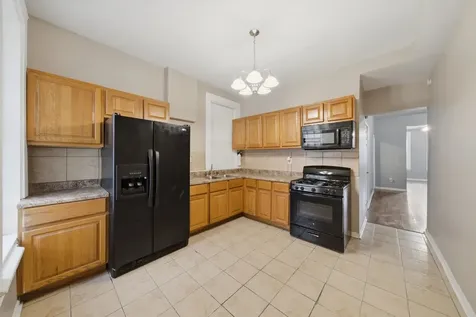 7134 South University Avenue Chicago IL 60619