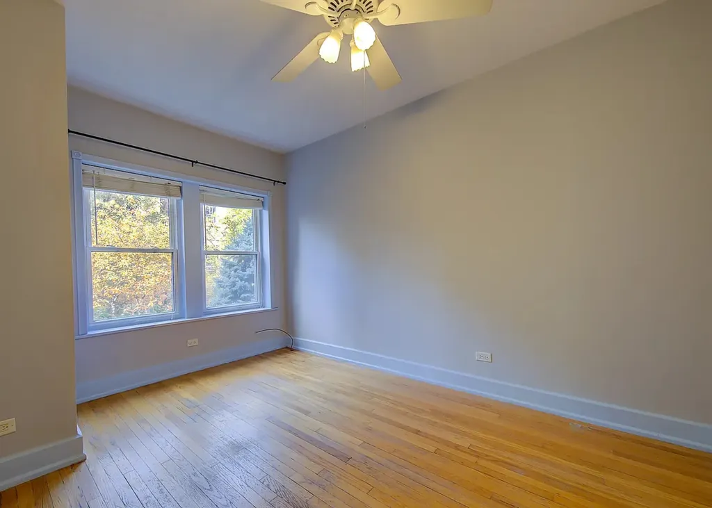 853 West Carmen Avenue Chicago IL 60640