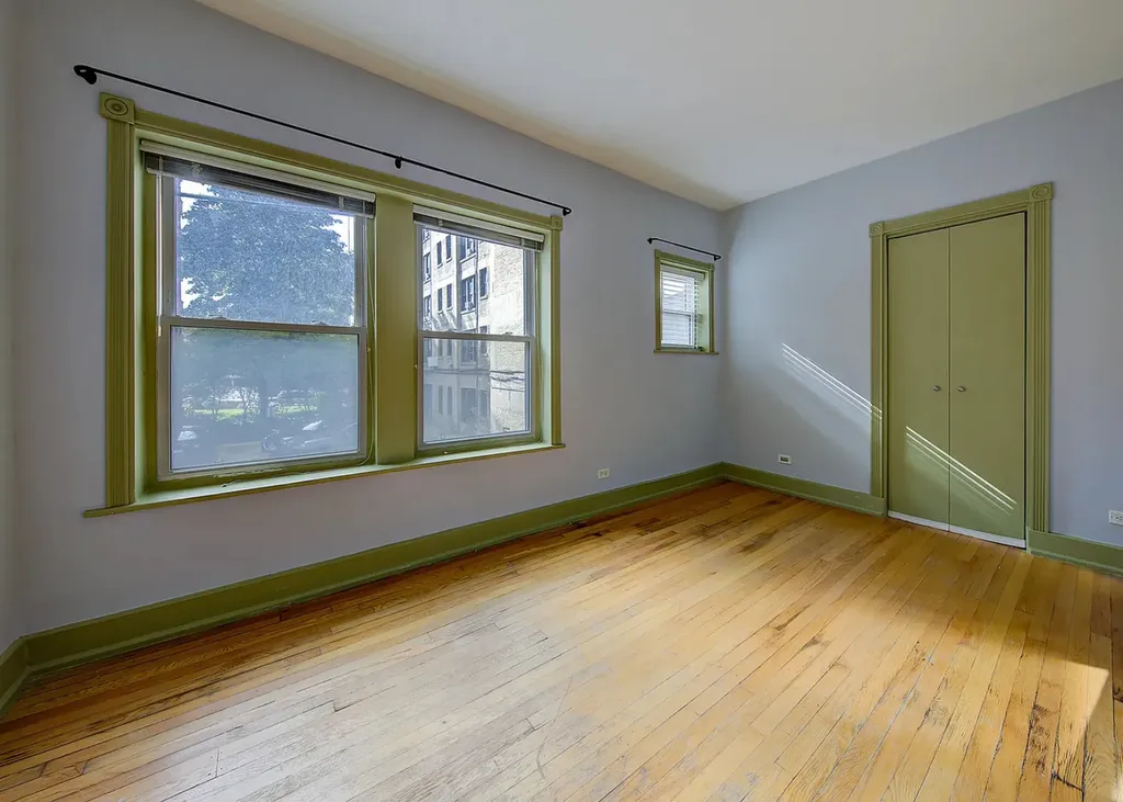 853 West Carmen Avenue Chicago IL 60640