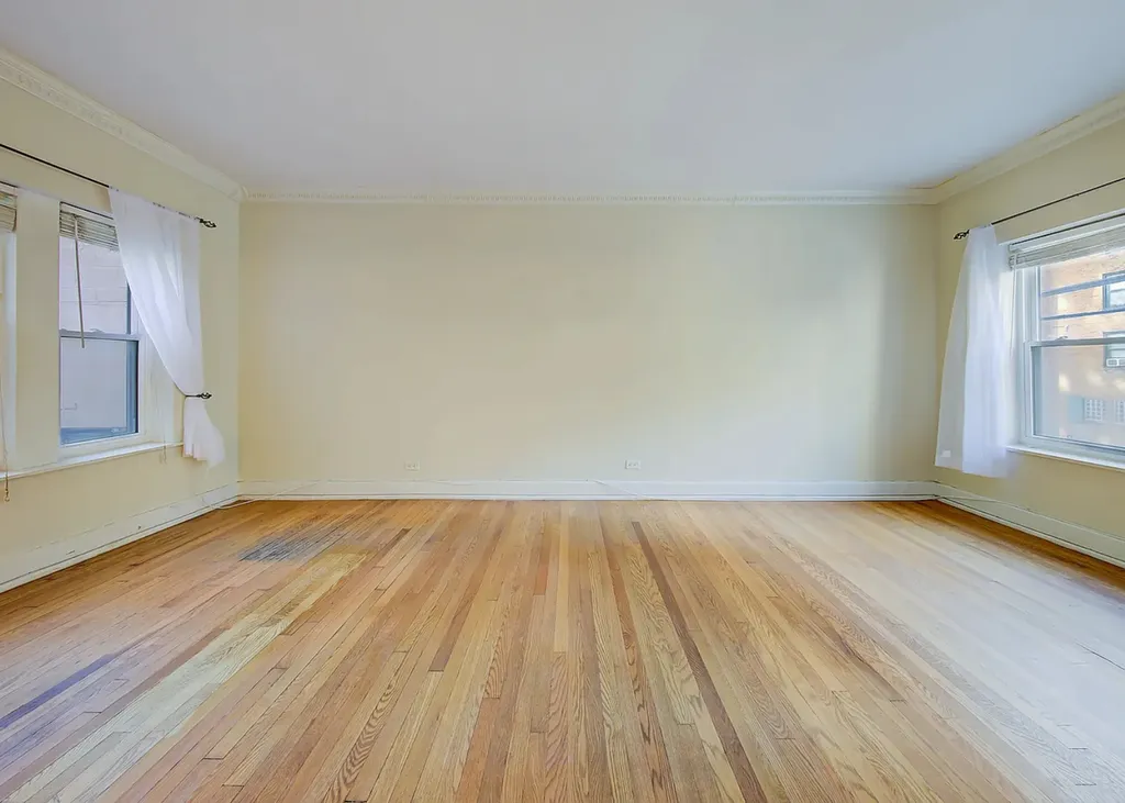 853 West Carmen Avenue Chicago IL 60640