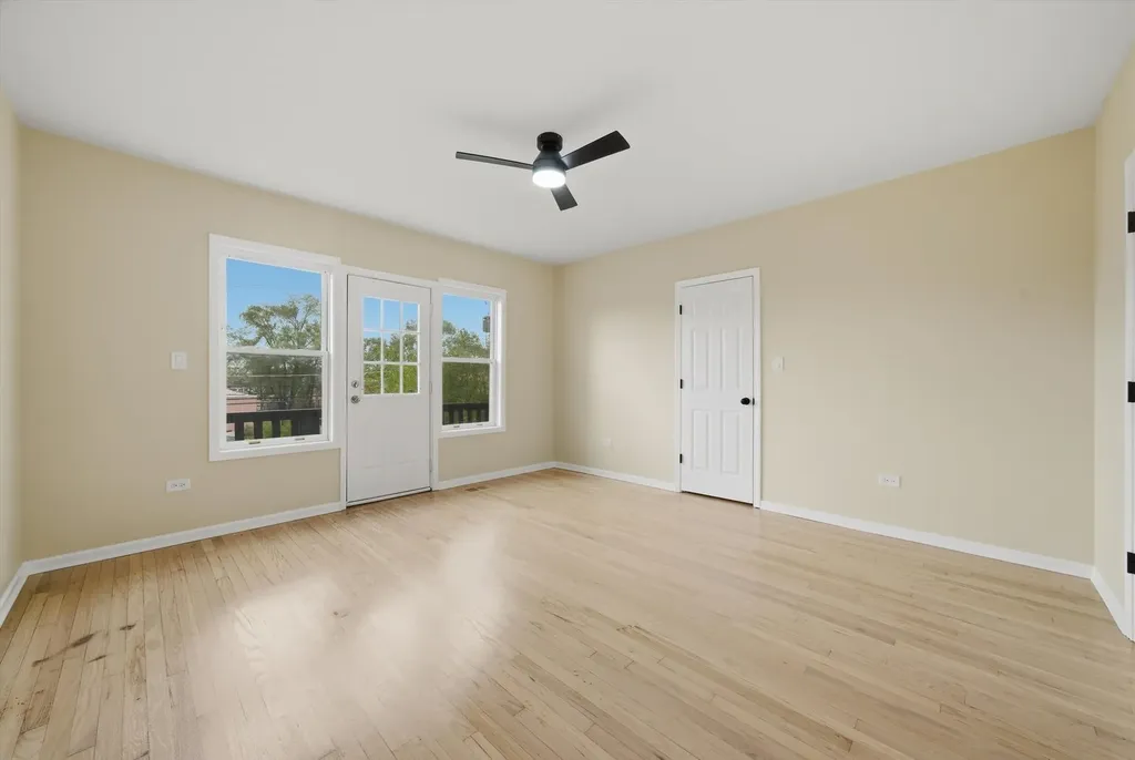 8044 South May Street Chicago IL 60620