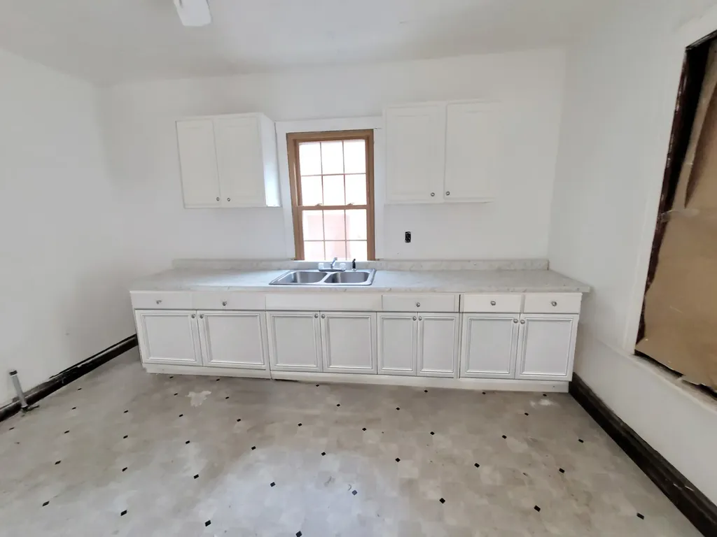 2641 West 69th Street Chicago IL 60629