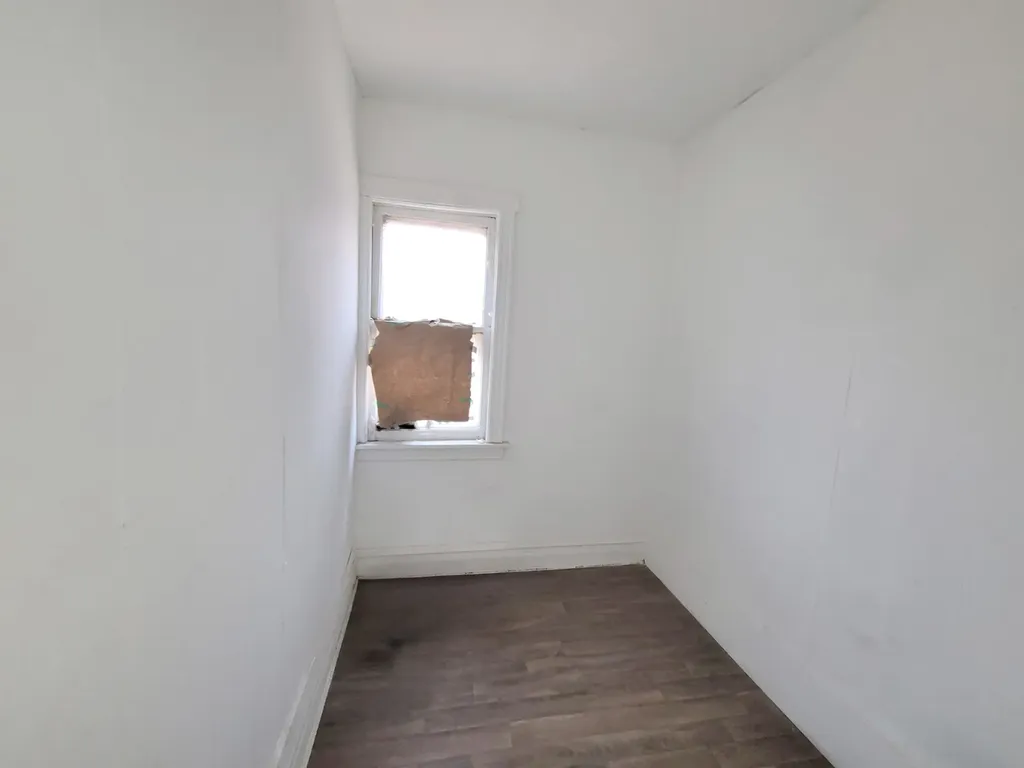 2641 West 69th Street Chicago IL 60629