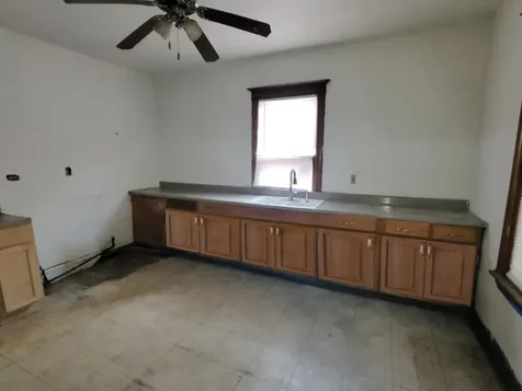 2641 West 69th Street Chicago IL 60629