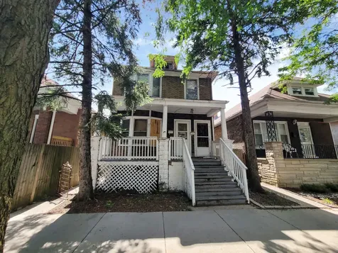 2641 West 69th Street Chicago IL 60629