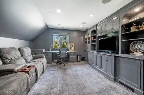 30 Bridlewood Road Northbrook IL 60062