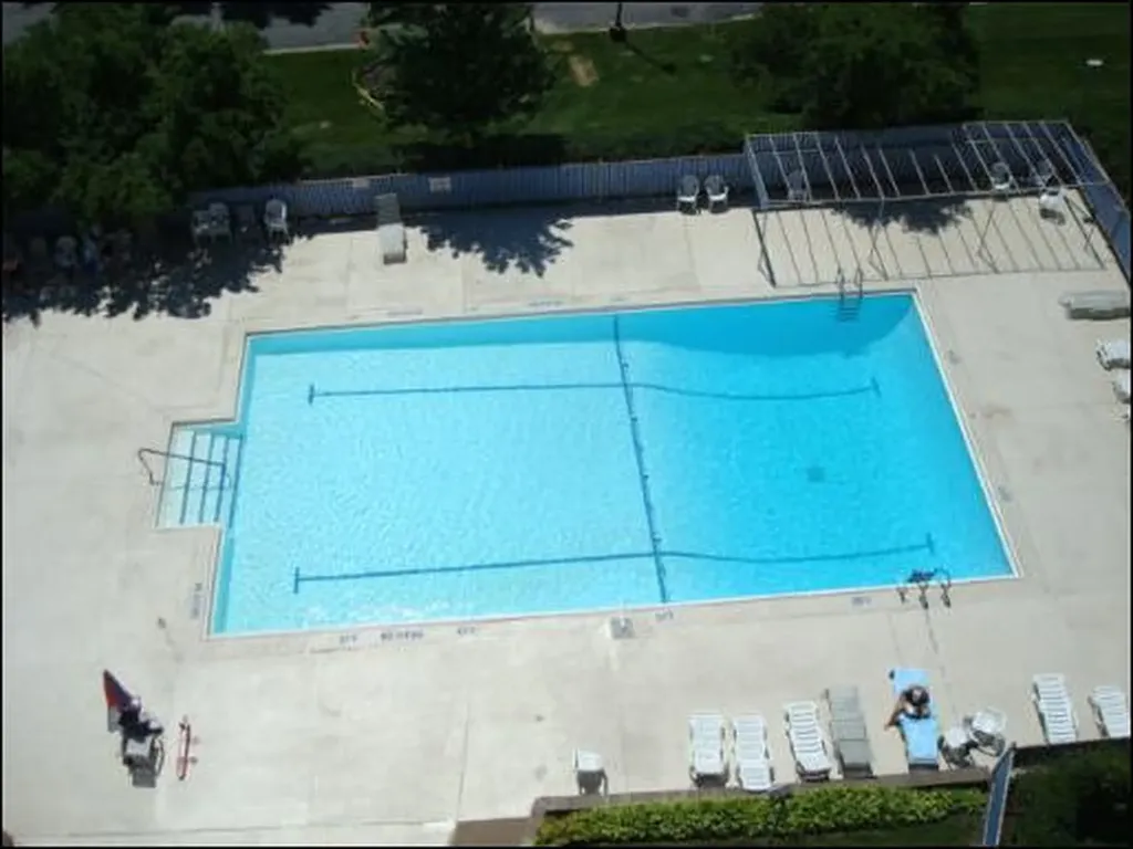 7033 North Kedzie Avenue Chicago IL 60645