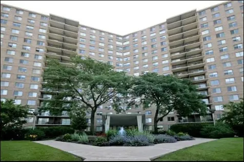 7033 North Kedzie Avenue Chicago IL 60645