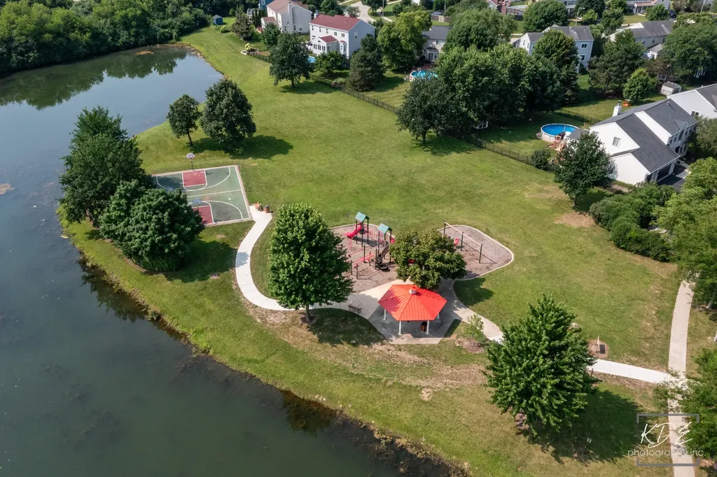 14017 South Cambridge Circle Plainfield IL 60544