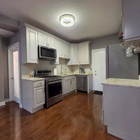 2339 East 72nd Street Chicago IL 60649