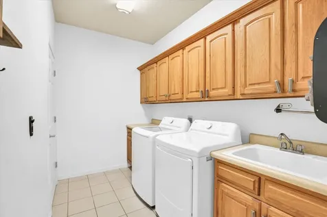 1516 River Bluff Drive Mahomet IL 61853