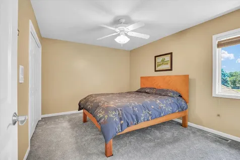 1516 River Bluff Drive Mahomet IL 61853